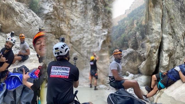 Siz giderken biz dönüyorduk...