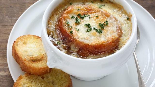 MasterChef Fransız soğan çorbası tarifi! Tadına doyulmaz Fransız soğan çorbası nasıl yapılır, malzemeleri neler?