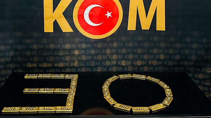 Polisin durdurduğu otomobilden 28 kilogram külçe altın çıktı