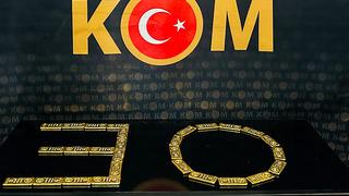 Polisin durdurduğu otomobilden 28 kilogram külçe altın çıktı