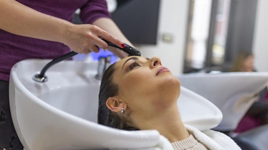 Olduğunuzdan daha genç gösteren saç modeli! Kuaförünüzden isteyin, farkı görün