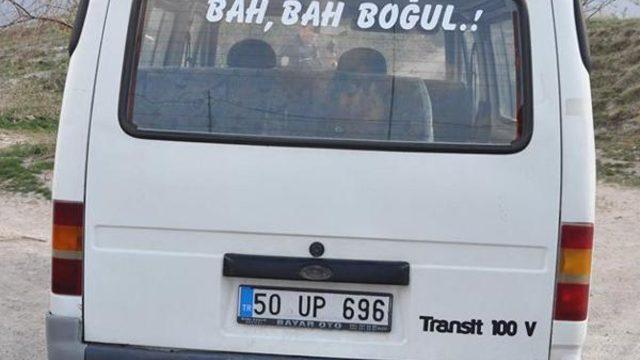 ATV ile minibüse çarpan Çinli turist yaralandı