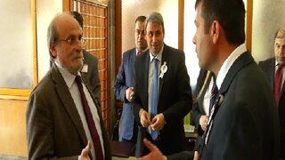 Ertuğrul Kürkçü 'ben kefilim' dedi, ziyaretçileri Meclis'e girdi