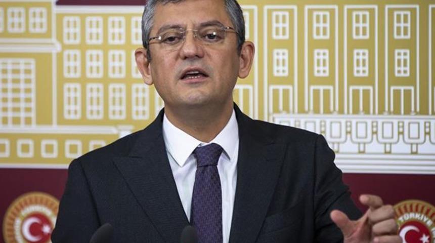 CHP Grup Başkanı Özgür Özel'den istifa açıklaması! 'Görevi resmen bırakmıyorum ama...'
