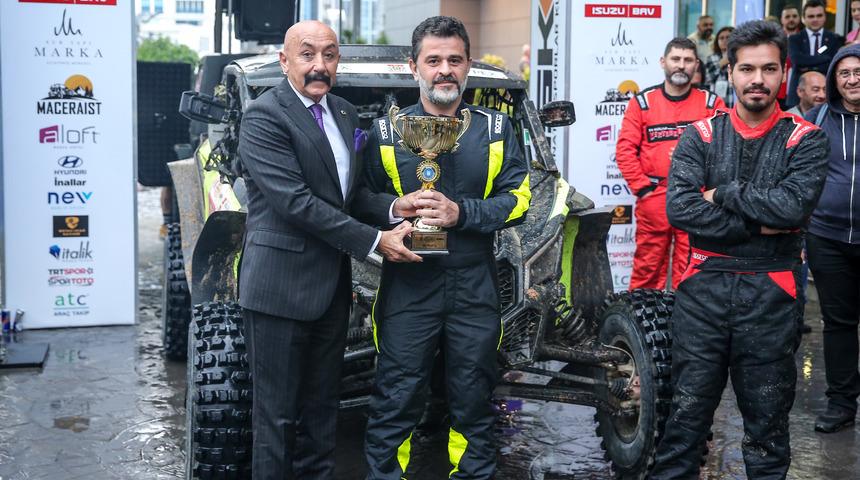 Bursa'da yapılan Türkiye Baja Şampiyonası'nın ikinci ayağı "Baja Resital" tamamlandı