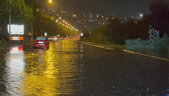 Samsun’da şiddetli yağış nedeniyle okullar tatil edildi!