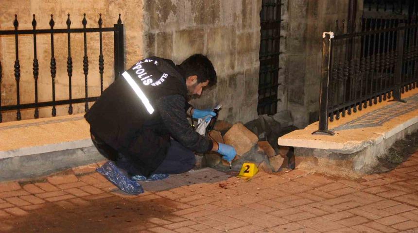 Karaman’da göğsünden bıçaklanan kişi ağır yaralandı