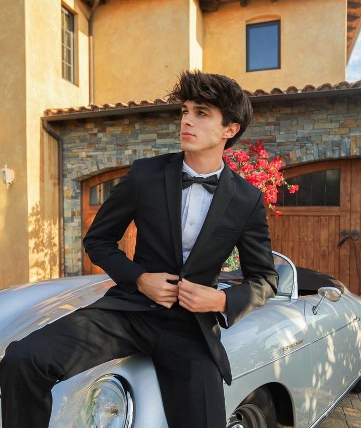 Sosyal medyanın en çok kazananları belli oldu! Dünyanın en çok kazanan fenomeni bakın kim çıktı G2