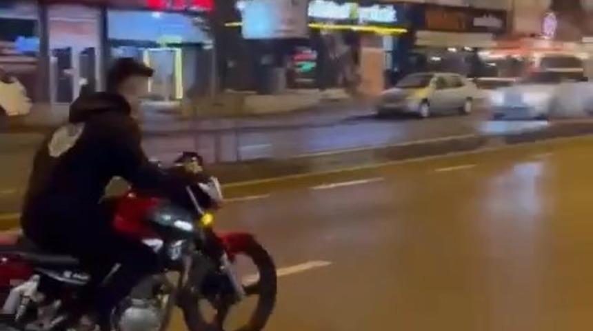 Drift heyecanı kaza getirdi...Ölümden dönen genç kamerada