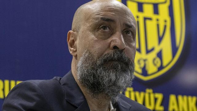 Süper Lig'de bir ayrılık daha yaşandı! Tolunay Kafkas ile yolların ayrıldı