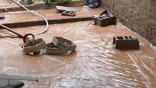 Saniyelerle kurtuldu! Selin bastığı evde mahsur kalmıştı