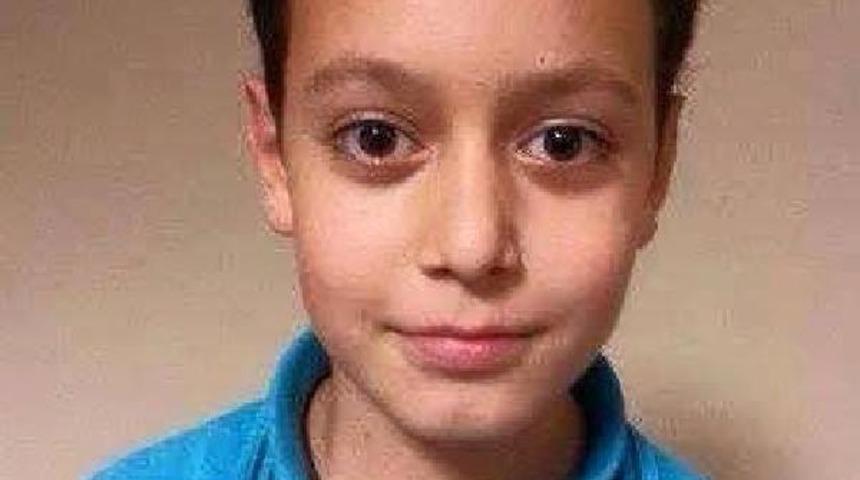 &Ouml;ğrenci servisi kazasında yaralanan Furkan, hastanede &ouml;ld&uuml;