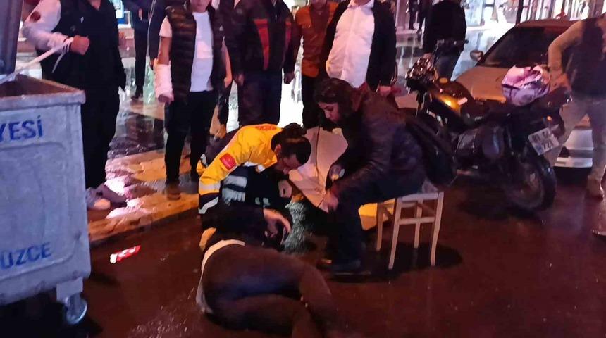 Minibüsle motosiklet çarpıştı: 1 yaralı