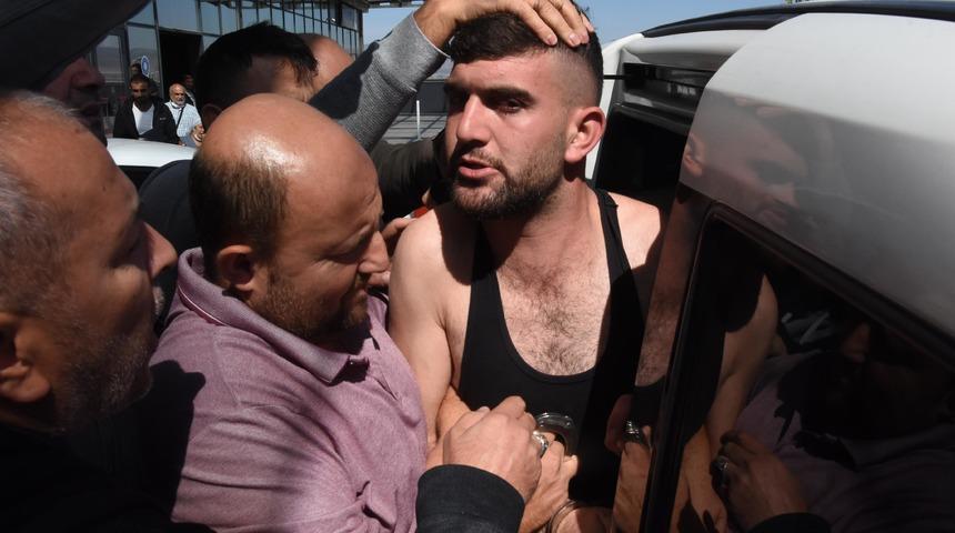 'Allah hakimlerimizi, savcılarımızı başımızdan eksik etmesin' dedi, 2 kez m&uuml;ebbet yedi