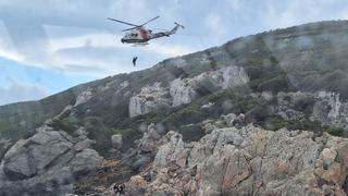 İzmir açıklarında geri itilen 40 düzensiz göçmen kurtarıldı