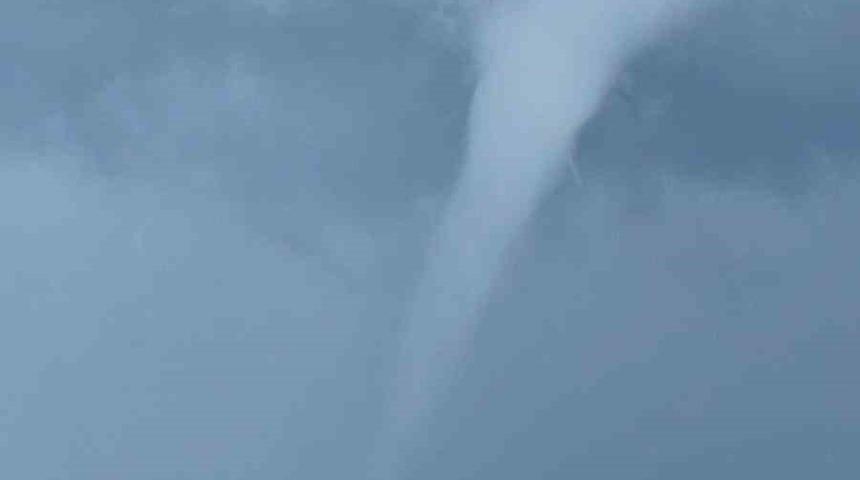 Van Gölü’nde hortum