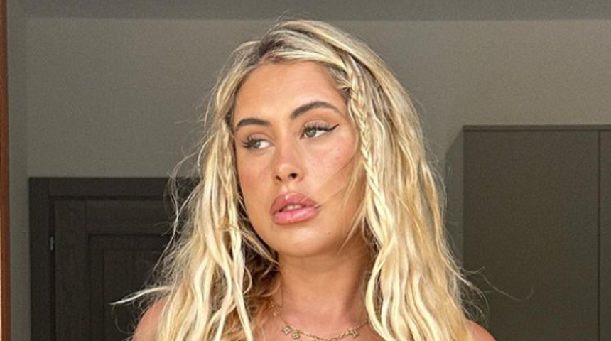 Sosyal medya fenomeni Ariella Nyssa "Ham ben" notuyla ev halini paylaştı! Instagram'da gündem yaratmayı başardı