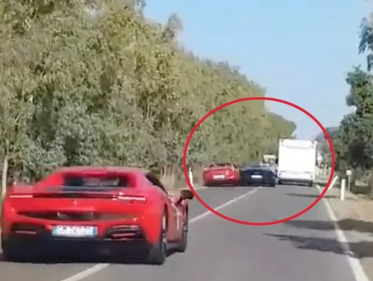 Milyonluk kaza! Biri Ferrari, biri de Lamborghini... Birbirlerine çarptılar