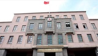 MSB: Pençe-Kilit bölgesinde silah, mühimmat ve yaşam malzemesi ele geçirildi
