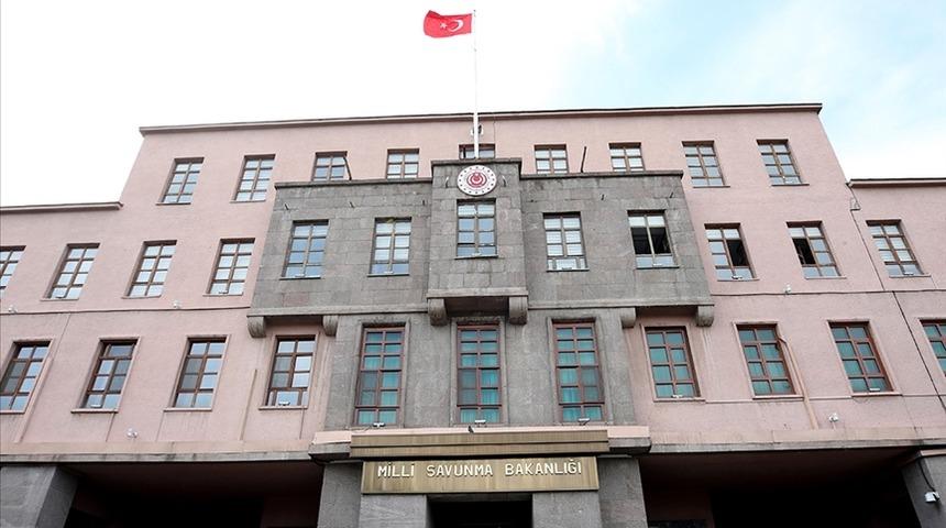 MSB: Pençe-Kilit bölgesinde silah, mühimmat ve yaşam malzemesi ele geçirildi