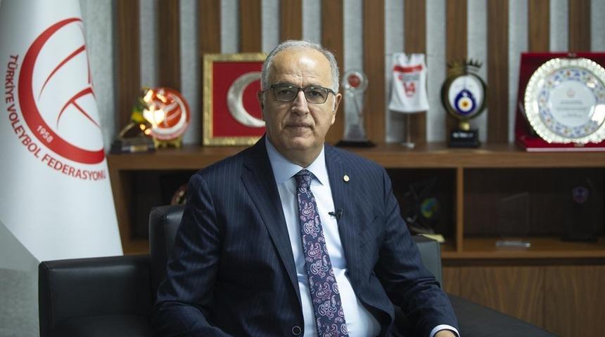 Türkiye Voleybol Federasyonu Başkanı Mehmet Akif Üstündağ sponsorluk etkinliğinde konuştu! "Anlaşmanın hayırlı olmasını diliyorum"