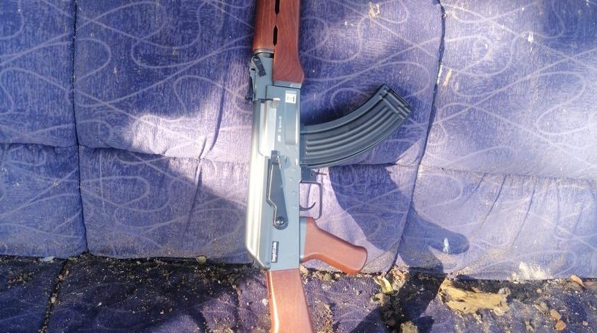 Avcılar'da "uzun namlulu silah taşıyan şüpheli" ihbarı polisi harekete geçirdi