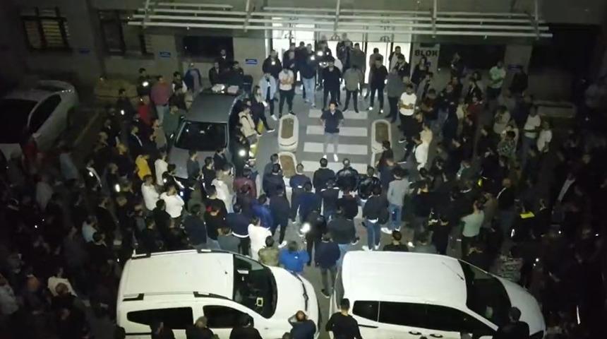 SON DAKİKA | Bakan Yerlikaya duyurdu! İstanbul'da operasyon: 104 şüpheli yakalandı