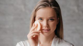 Yüz temizleme süngeri ne işe yarar? Cilt temizleme süngeri nasıl kullanılır?