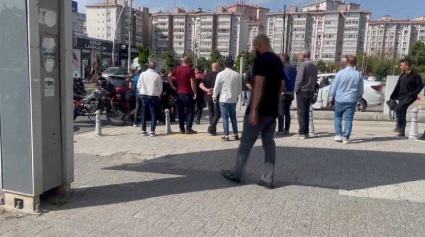 Beylikdüzü'nde silah sesleri! Otopark kapısı açılmadı diye havaya ateş açtı