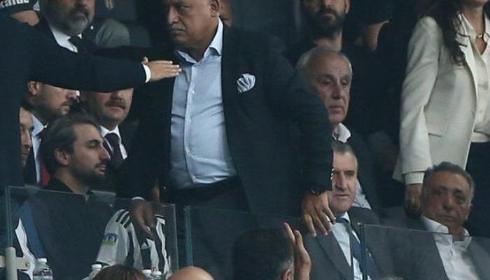 Kendisine edilen küfürlerden sonra Beşiktaş maçını terk eden Mehmet Büyükekşi açıklamalarda bulundu! ”Organize bir olaydı”Beşiktaş
