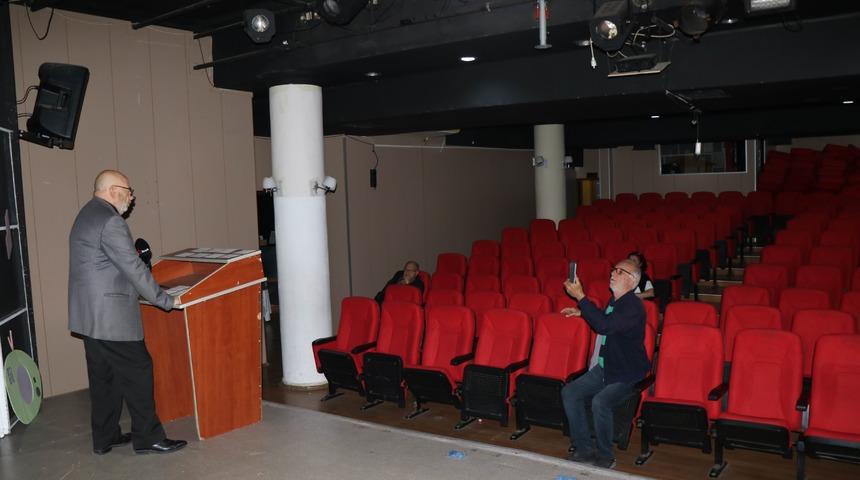 Genel başkanlığa adaylığını resmen duyurdu ama hüsrana uğradı! Salon bomboş kaldı: 'Kılıçdaroğlu benden haberdar değil'