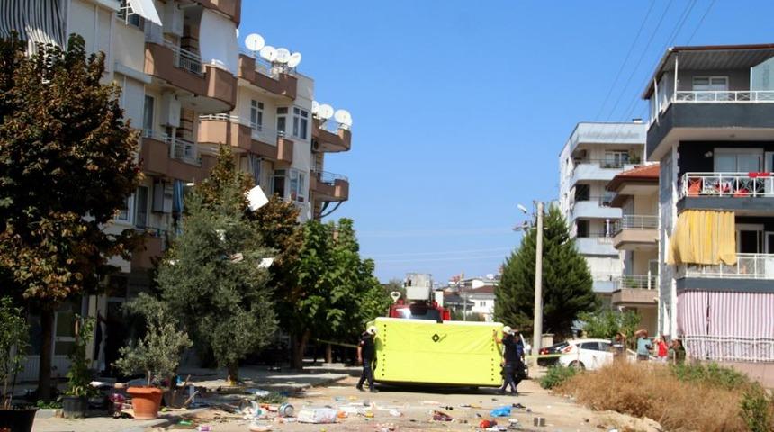 Sinir krizi geçiren kadın, ortalığı savaş alanına çevirdi! Tam 3 saat uğraştılar