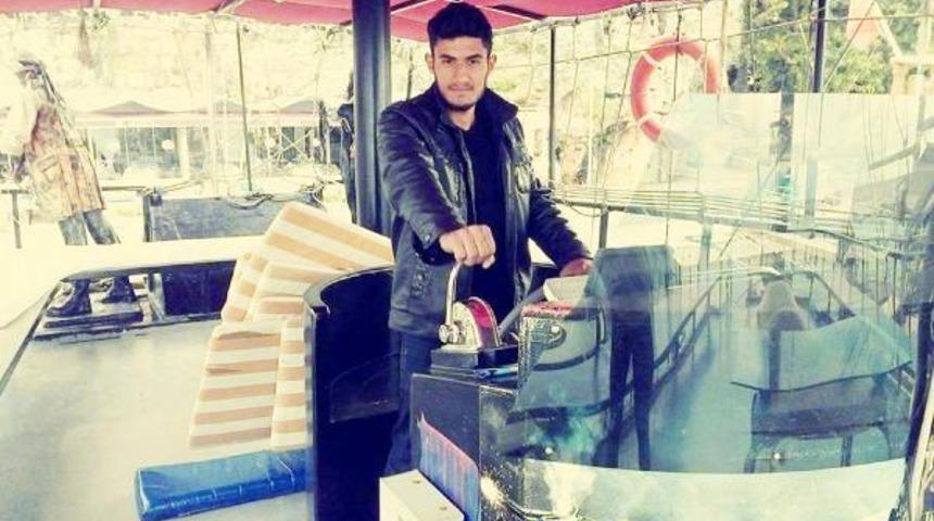 Yolda yürürken satırla saldırdılar