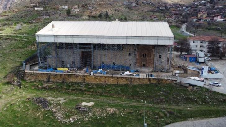 794 yıllık Selçuklu eserindeki kadın ve erkek motifinin sırrı çözüldü! "Yaptıranların birbirine sevgisini anlatıyor" G4