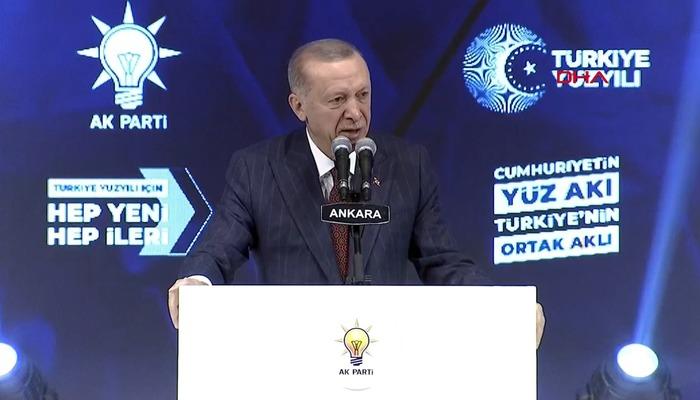 Cumhurbaşkanı Erdoğan’dan AK Parti kongresinde ‘işçi, memur ve emekli maaşı’ mesajı: ‘İlk kabineden sonra…’