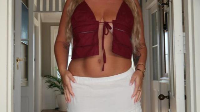 Sosyal medya fenomeni Ariella Nyssa aşka geldi! Dudağa dudağa pozu sosyal medyadan gündem yaratmayı başardı