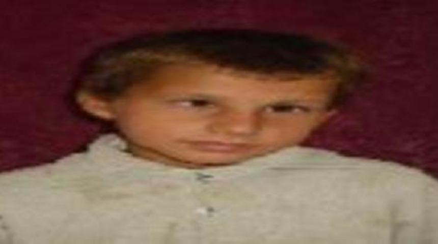 Göle düşen zihinsel engelli çocuk boğuldu