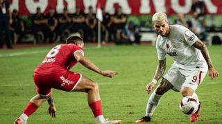 Galatasaray sürprize izin vermedi! Manchester United maçı dönüşü Antalyaspor ile karşılaşan sarı-kırmızılılar sahadan galibiyetle ayrıldı...