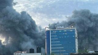 İsrail savaş uçakları Gazze'de 14 katlı binayı vurdu! Elektrikler kesildi: İşte korkunç görüntüler