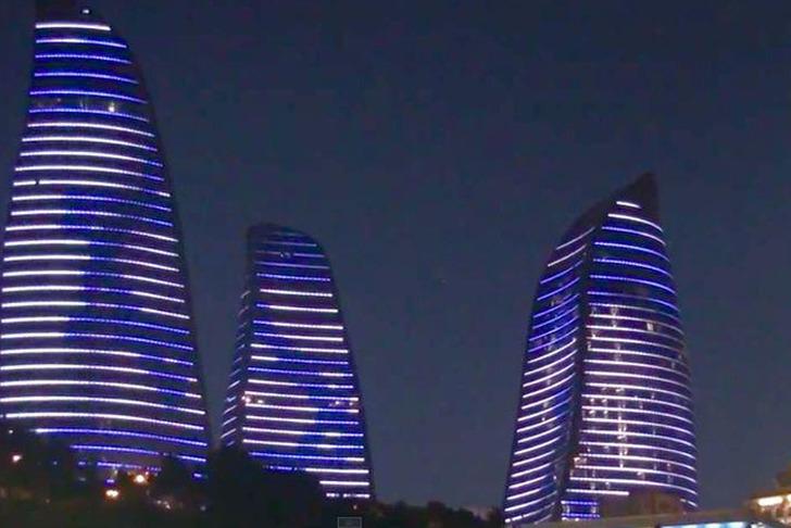 'Azerbaycan'da binalara İsrail bayrağı yansıtıldı' haberleri yalanlandı!
