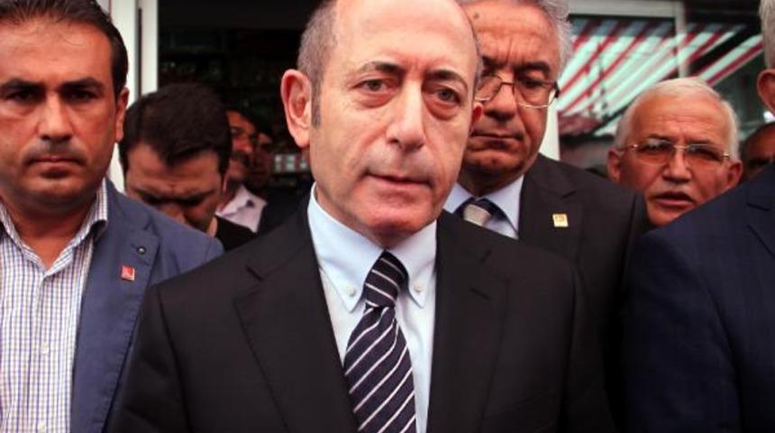 CHP'li Hamzaçebi'den Ahmet Davutoğlu'na tepki