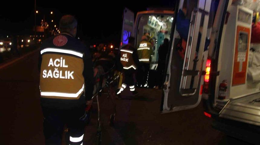 Konya’da iki otomobil çarpıştı: 8 yaralı