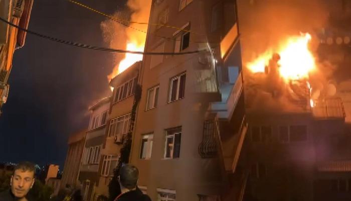 İstanbul’da panik anları! 6 katlı binanın çatısı alev alev yandı