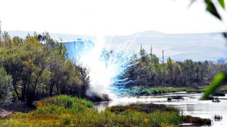 Balık tutmak için gitti... Oltasını atarken fark etti! Görünce hemen polisi aradı 'Buraya nasıl geldiğini merak ediyorum'