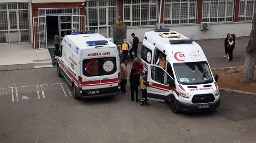 Çiğ köfte yiyen öğrenciler hastanelik oldu!