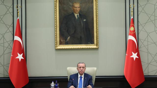 Son dakika: Cumhurbaşkanı Erdoğan, Filistin Devlet Başkanı Mahmud Abbas ve İsrail Cumhurbaşkanı Herzog ile görüştü