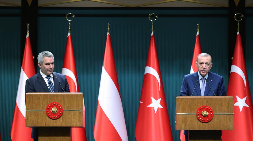Son dakika: Cumhurbaşkanı Erdoğan'dan ABD'ye SİHA tepkisi: Türkiye NATO’da ortağı değil mi?”