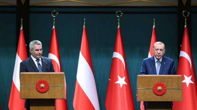Son dakika: Cumhurbaşkanı Erdoğan'dan ABD'ye SİHA tepkisi: Türkiye NATO’da ortağı değil mi?”