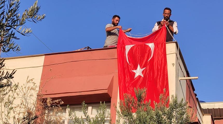 Şehit Piyade Uzman Çavuş Mustafa Çakmak'ın ailesine şehadet haberi verildi