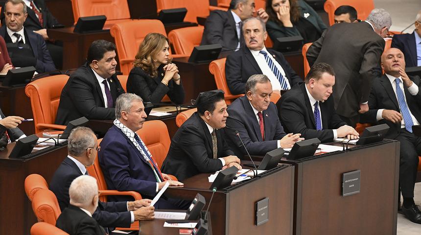 TBMM’deki yer sorununu Devlet Bahçeli çözdü! 4 koltuktan ikisi verildi…